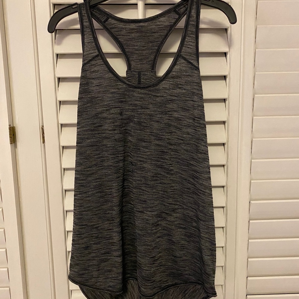 Lululemon tank top